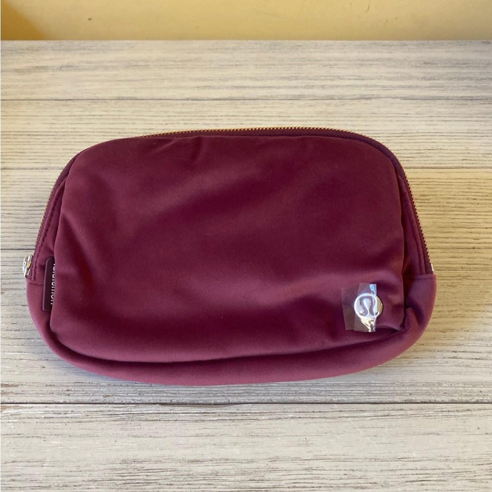Lululemon Everywhere Velour Belt Bag